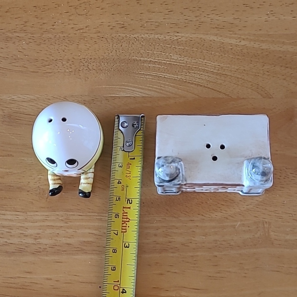 VINTAGE Ceramic Humpty Dumpty Egg Sitting On A Wall Salt And Pepper Shaker Set - Picture 16 of 16